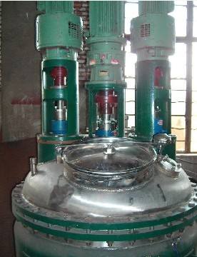 多功能反應(yīng)釜的構(gòu)成結(jié)構(gòu)、參數(shù)技術(shù)典型的主體反應(yīng)設(shè)備設(shè)計(jì)特點(diǎn)-成